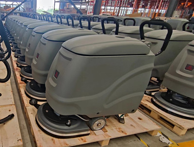 江西新華報業(yè)使用揚子全自動洗地機(jī)