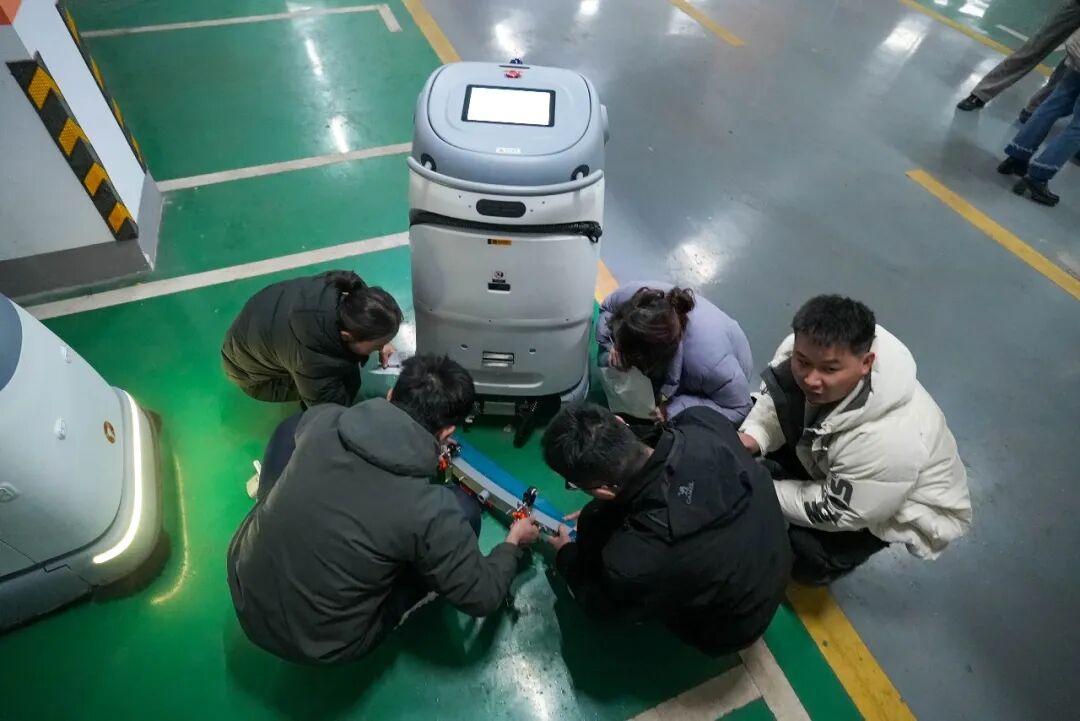 春?jiǎn)⑿鲁痰Z精兵，硬核護(hù)航守初心——公司直營(yíng)售后團(tuán)隊(duì)春季大練兵專(zhuān)項(xiàng)行動(dòng)正式啟動(dòng)