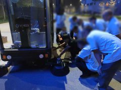 駕駛式掃地機(jī)性能特點(diǎn)是什么？優(yōu)勢有哪些